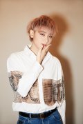1105海浪生日快乐丨独角秀好店黄子韬亲笔签名照免费领取！